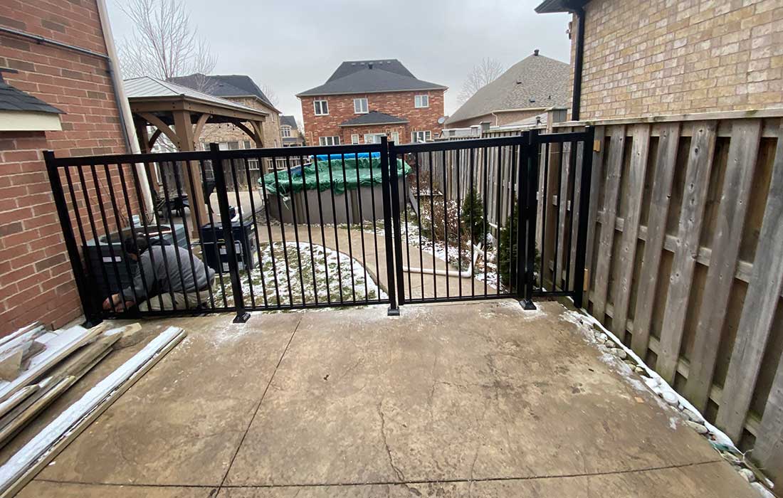 Aluminum Railing Georgetown-Aluminum-Railings-Glass-Railings-Pool-Railings-Balcony-Railings-Banister-Railings-Porch-Railings-decks-and-railings-deck-with-railing-deck-with-rails