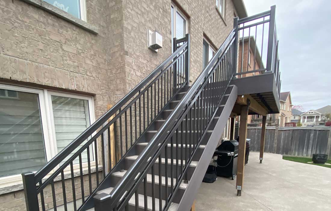 Aluminum Railing Keswick-Aluminum-Railings-Glass-Railings-Pool-Railings-Balcony-Railings-Banister-Railings-Porch-Railings-decks-and-railings-deck-with-railing-deck-with-rails