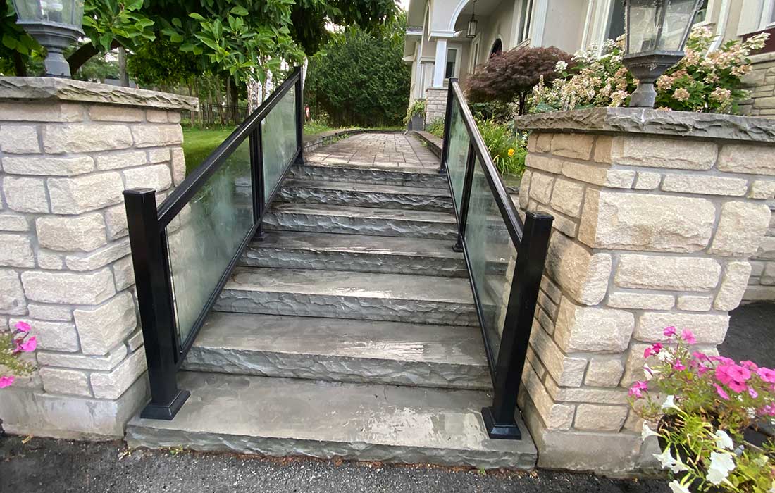 Aluminum Railing Mississauga--Aluminum-Railings-Glass-Railings-Pool-Railings-Balcony-Railings-Banister-Railings-Porch-Railings-decks-and-railings-deck-with-railing-deck-with-rails