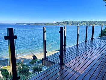 Aluminum Railings Barrie-Glass Deck Railing-Frameless Glass Railing-Aluminum Railings-Glass Railings-Pool Railings-Balcony-Railings-Banister-Railings-Porch Railings