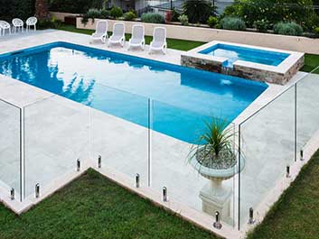 Frameless Glass Pool Enclosure-Deck Railings Barrie-Glass Pool Railing-Frameless Glass Railing-Aluminum Railings-Glass Railings-Pool Railings-Balcony-Railings-Banister-Railings-Porch Railings