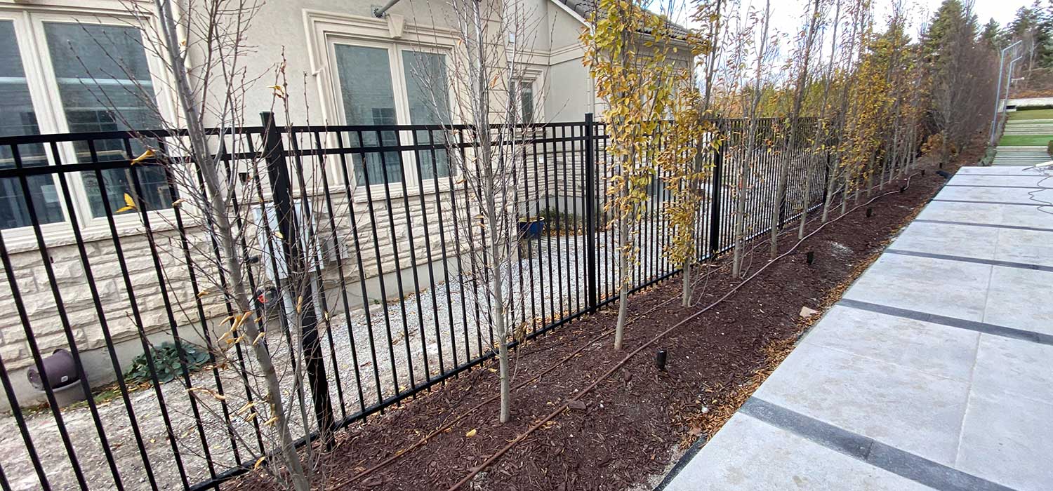 Aluminum Fence-Aluminum Picket Flat Top Fence-Aluminum Fence installed in Thornhill