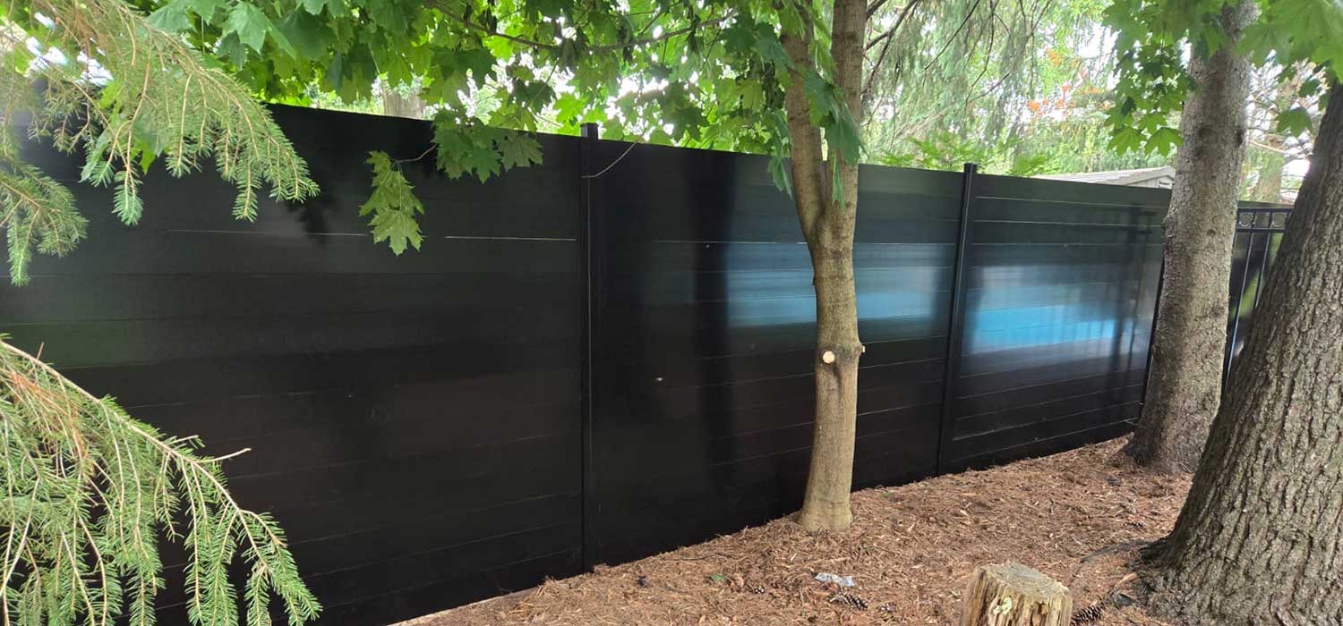 Aluminum Privacy Fence-Aluminum Fence Installed in Toronto