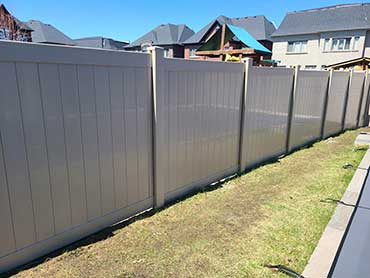 Vinyl Fence Panels-PVC Fence Panels-Plastic Fence Panels installed in Oakville