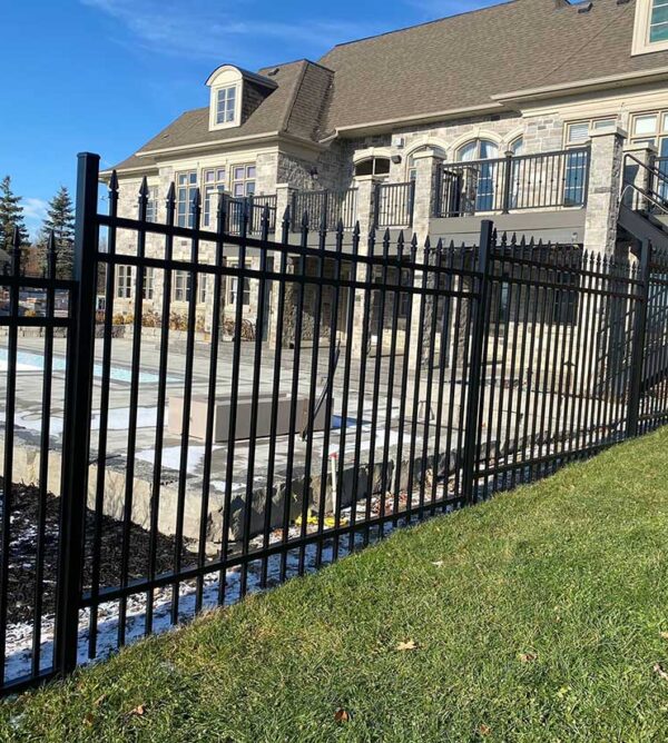 Aluminum Picket Fence-Aluminum Fence-Aluminum Picket Fence with Finials
