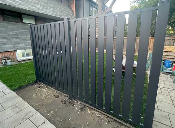 Aluminum-Semi-Privacy-Screens